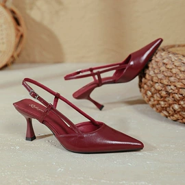 女式时装单鞋;女式皮靴;高跟凉鞋