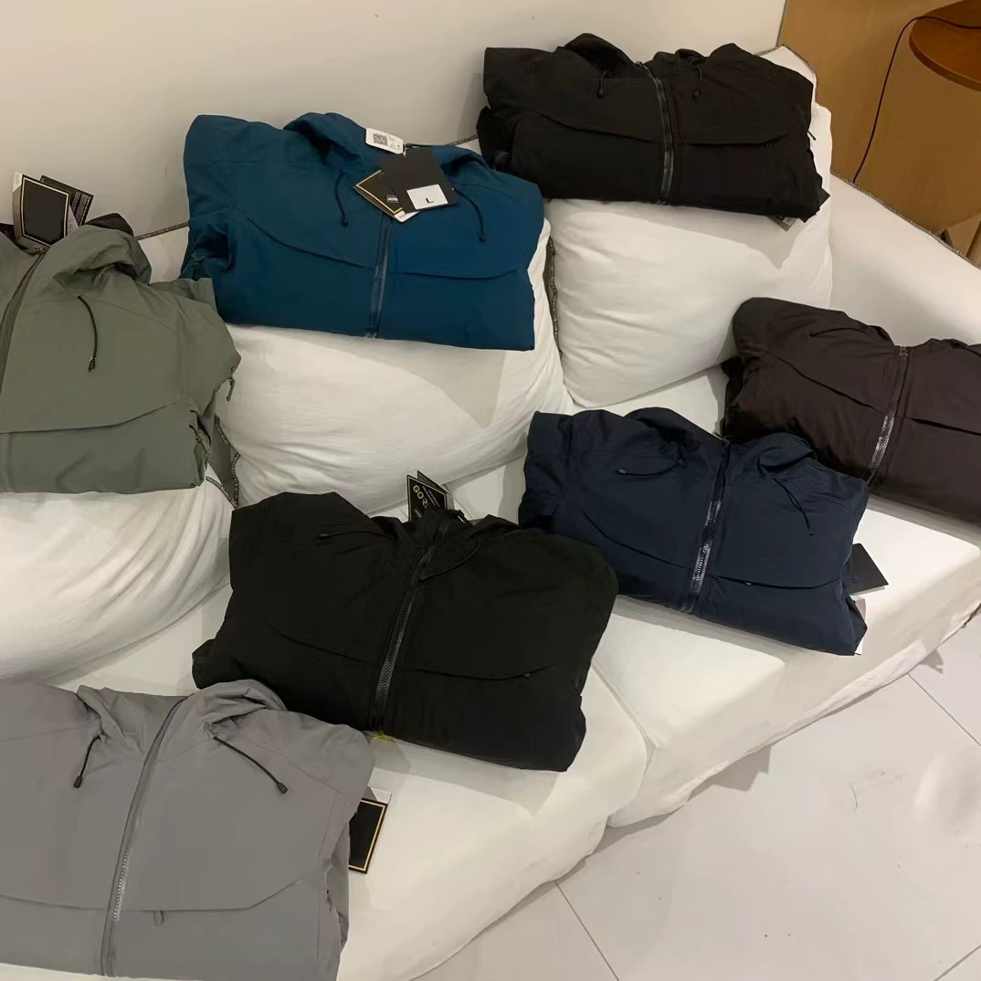 Windproof liner with hood with down, jacket for leisure, three in one, oversize