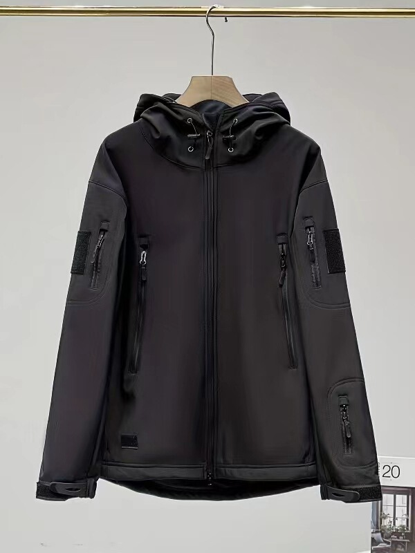 Outdoor Men's shark skin soft shell jacket tactical jacket military fan suit M65 windbreaker winter jacket Outdoor Men's shark skin soft shell jacket tactical jacket military fan suit M65 windbreaker winter jacket