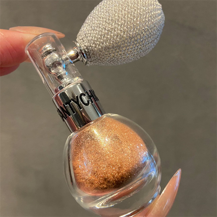 Fantychic krockkuddespray Body Highlight Bröllopssmink Nyckelbensglanspulver för att förbättra utseendet och lysa upp Hot Sales_voghion.com