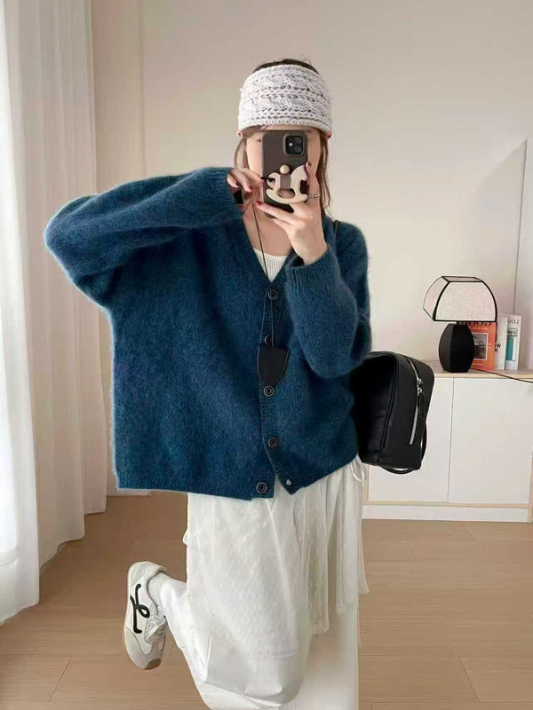 New Year's Eve Must-Have~Limited Stock~Cashmere Fleece Wool V-Neck Cardigan 67.5kg Unique Piece