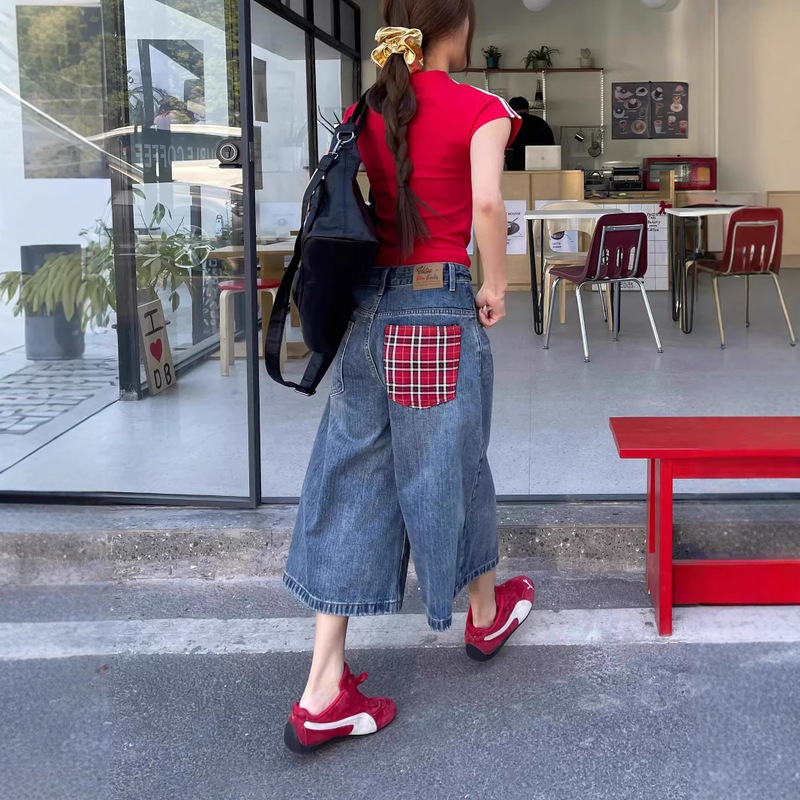 Plus Size American Retro Red Plaid Over-The-Knee Jeans New High-Waisted Straight Loose Wide-Leg Cropped Pants Trendy Plus Size American Retro Red Plaid Over-The-Knee Jeans New High-Waisted Straight Loose Wide-Leg Cropped Pants Trendy