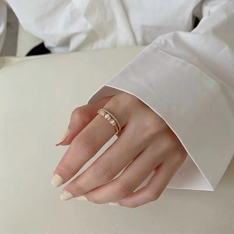 Fashionable universal elegant ring