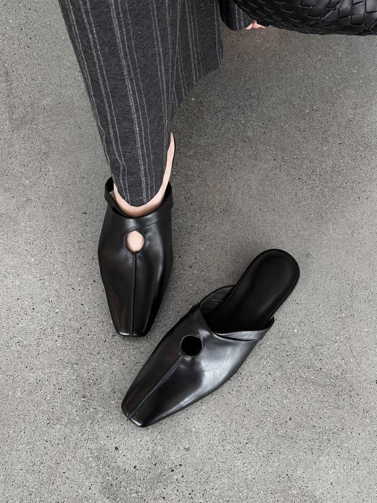 CHIKO Dulsea Square Toe Block Heels Clogs/Mules Shoes
