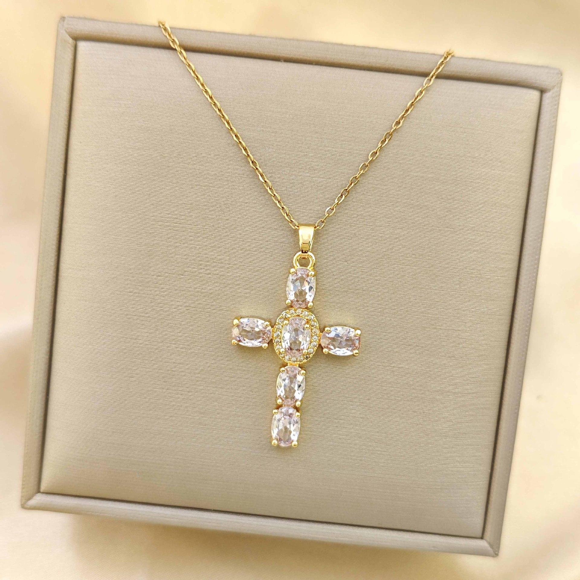 C058 골드 화이트 목걸이