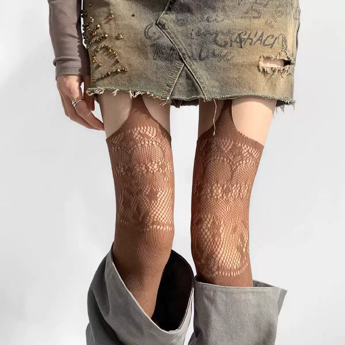 Плащ Encore? Wait: It's outfit sweet and cool suspender stockings for women in one-piece white lace jacquard fishnet stockings pure hot girl white silk