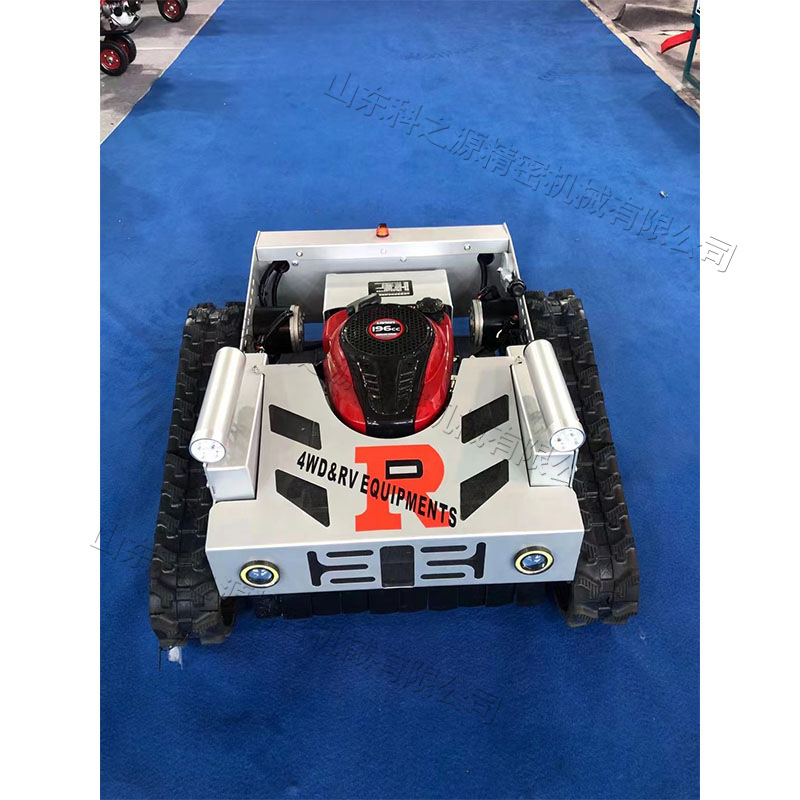 四冲程式汽油梳草机 履带式自走草坪整理机 遥控电动割草工具