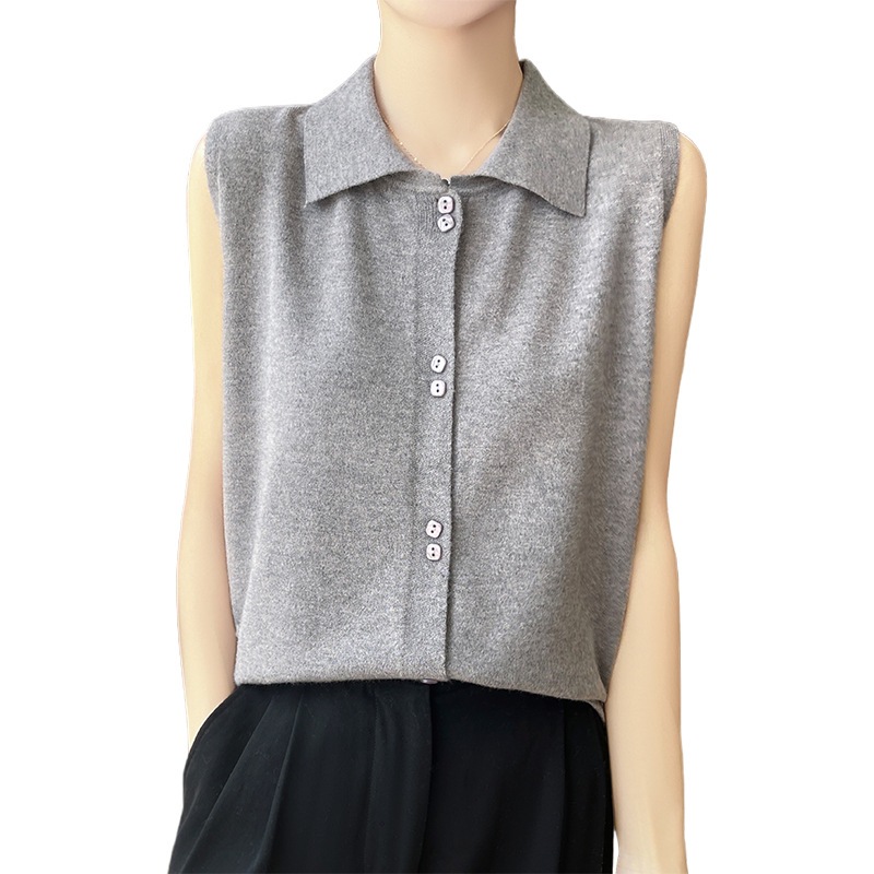 Sophisticated knitted shirt