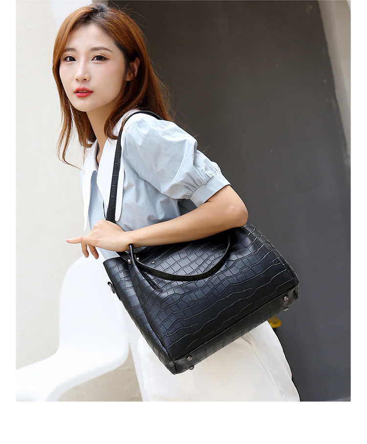 Women's Gender Women's Medium Pu Leather Solid Color Elegant Streetwear Bucket Zipper Bag Sets
