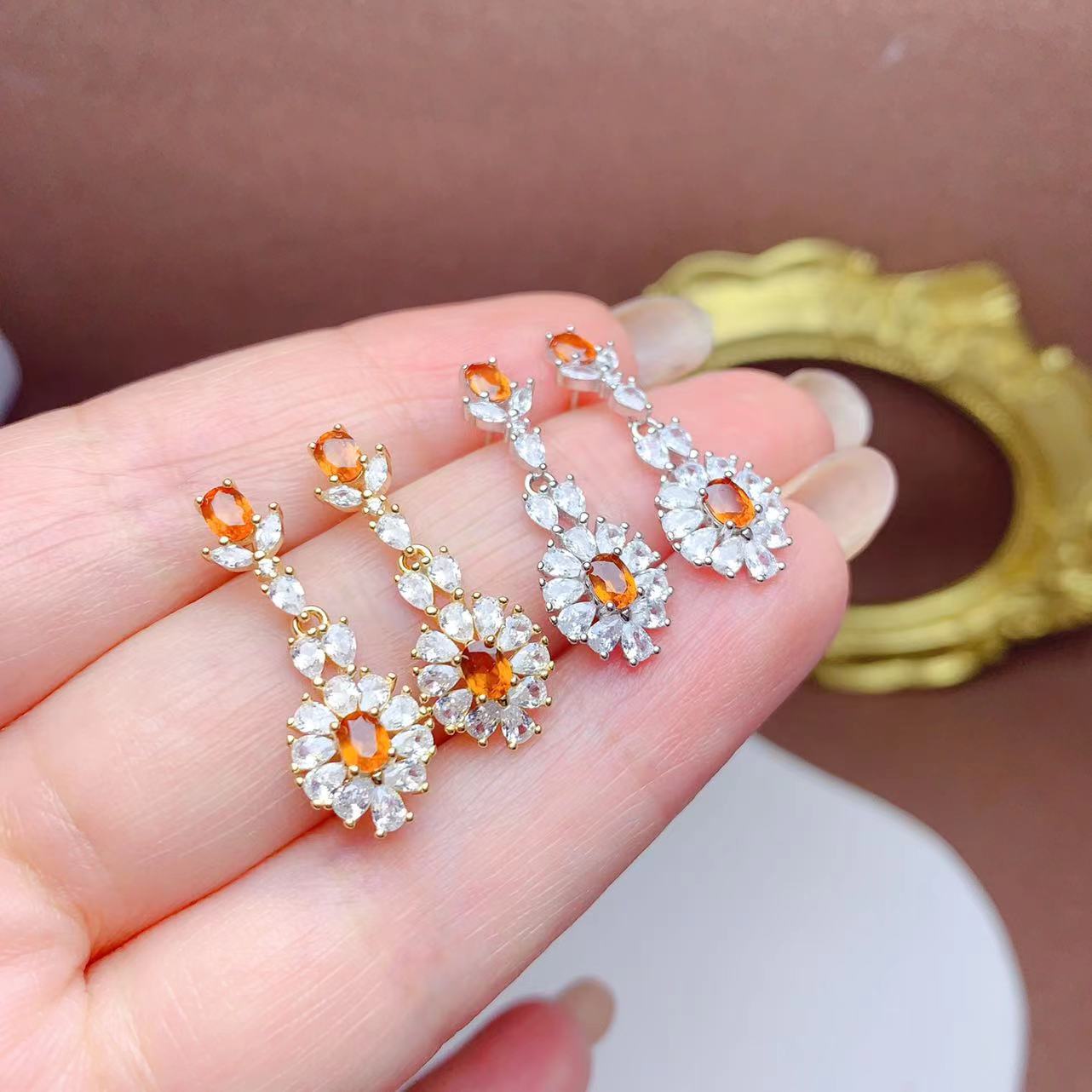 工厂直销新款耳钉925银镶嵌天然芬达石榴石女款耳饰多粒豪华