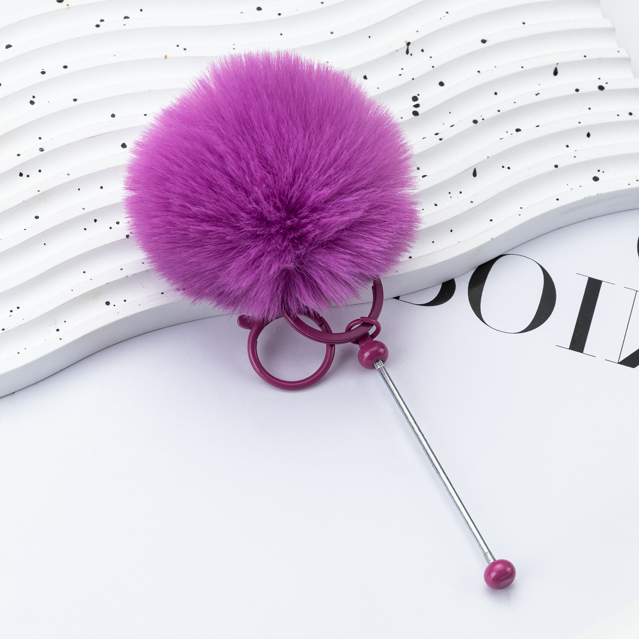 Nuevo DIY cuentas bola de peluche creativo colgante de peluche colgante de llaves de belleza corazón de peluche llaves de peluche