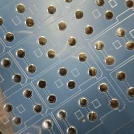 专业锅仔片按键贴膜,弹片直径5mm，圆形中间5个小点。12个按键