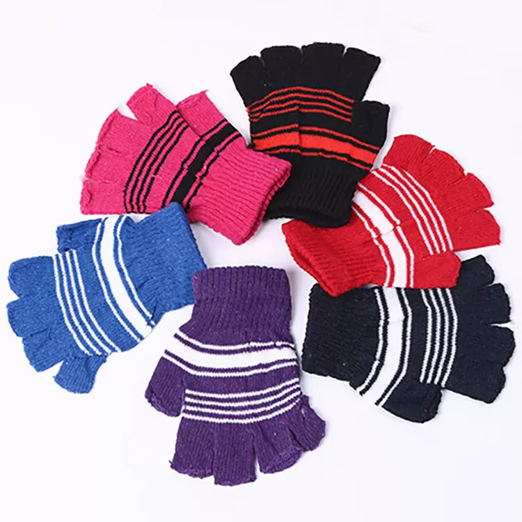 女士冬季保暖手套 半指涤纶防寒骑行手套女骑车可爱大饼纱学生