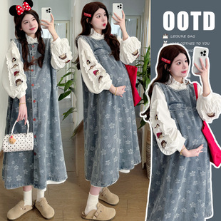 Real shot fashion spring new embroidered shirt dress front and rear wearable flower Denim vest skirt