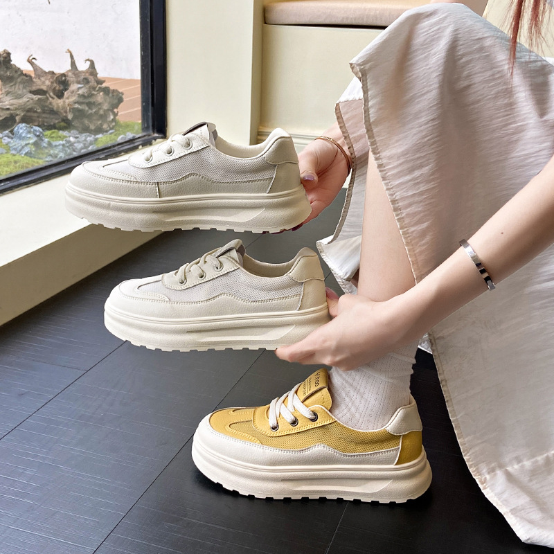 Zapatos blancos de boca baja retro mujeres 2025 verano nuevos zapatos individuales zapatos blancos huecos transpirables casuales de fondo plano mujeres