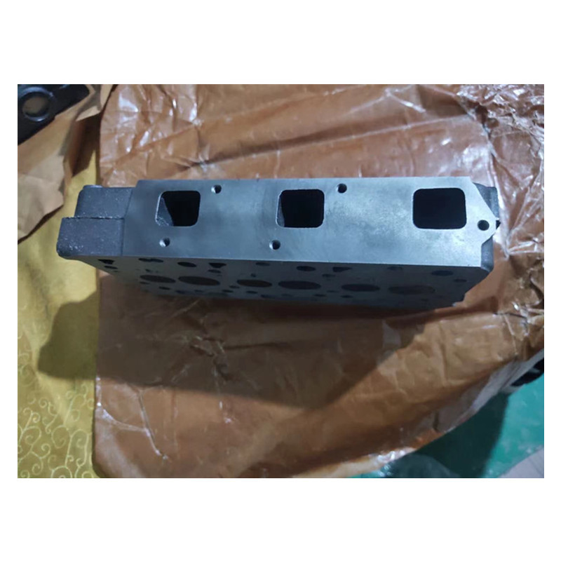Factory direct diesel engine cylinder head assembly D902 three-cylinder cast iron cylinder head assembly D902