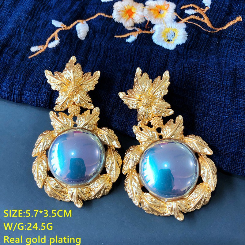 26g Weight No Inlaid Inlay Material Earrings, Ear Studs Classification Wedding, Travel Occasion Printing Pattern Women'S Gender Plating Design Fashion Style Grey, Red, Blue, Silver, Black Color Modern Re-engraved Medieval Silver Needle Stud Earrings Colored Gemstones Gray Color Shell Earrings 3