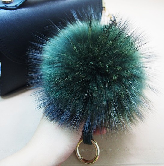 2693857894_1996336302