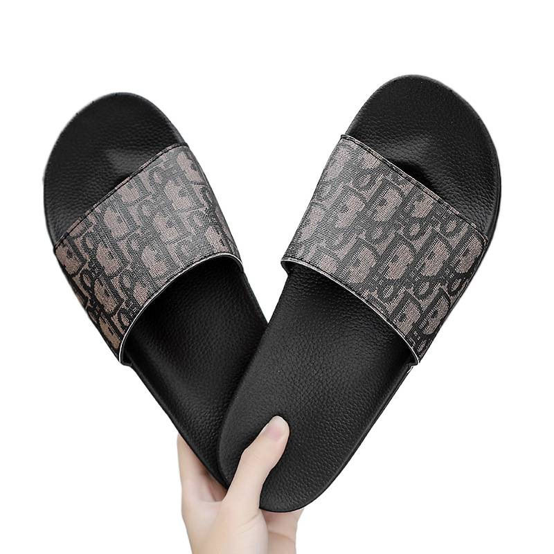 Transfronterizo transfronterizo verano 2024 nuevas zapatillas de hombre casual un slippery al aire libre versátil de moda zapatillas frías