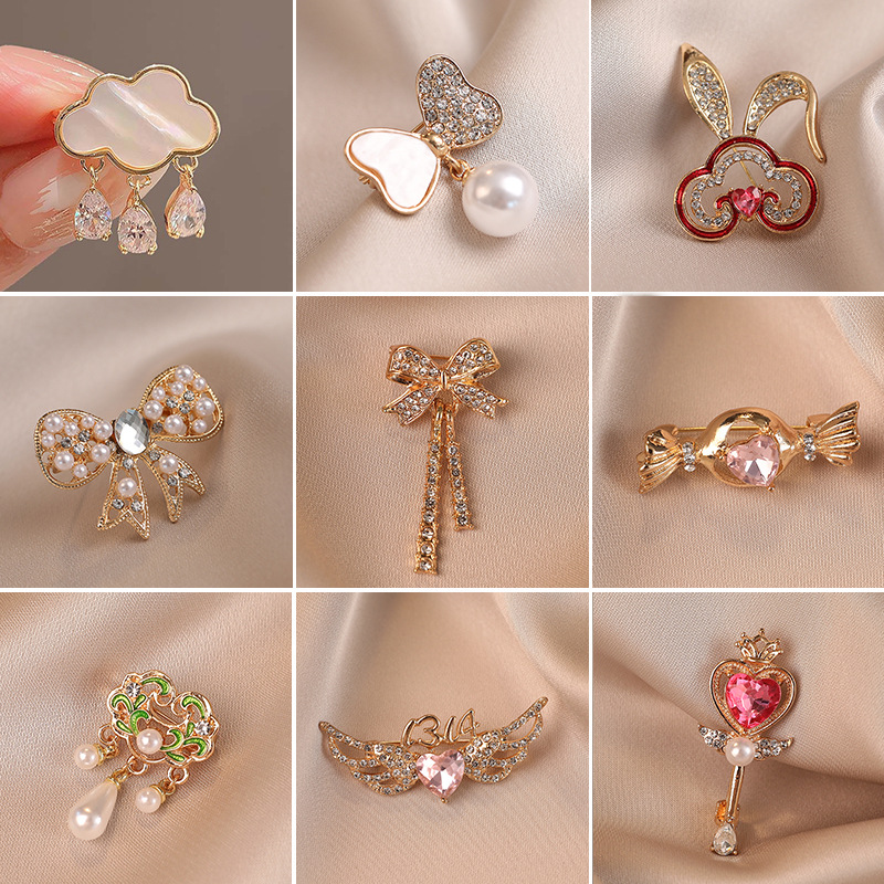 Elegáns pillangó bross nyakrögzítővel ruhaigazításhoz_voghion.com