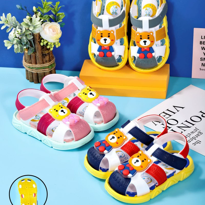 Летние детские сандалии, мужские и женские, новая детская обувь для малышей 2023 года, детская нескользящая обувь с мягкой подошвой, защита от ударов