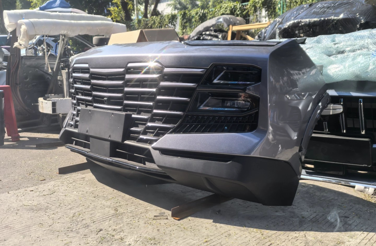 Suitable for Jetour Great Sage: front bumper, front grille, front nose trim, headlights, hood, and fender