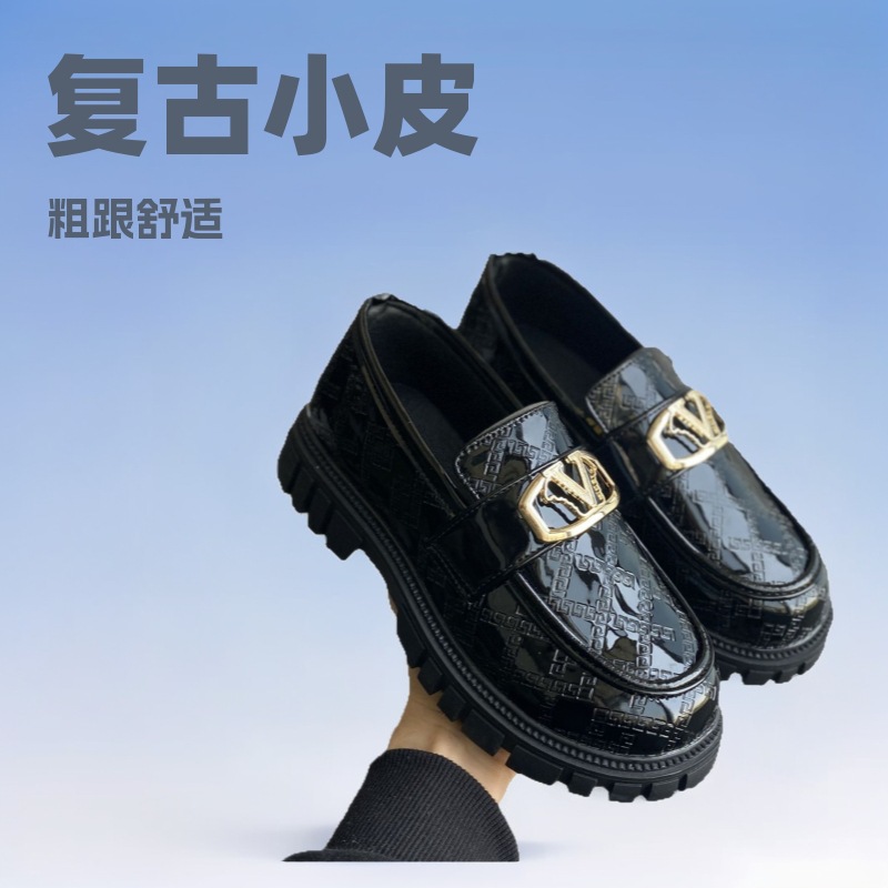 Versatile Women's Leather Shoes 2025 Spring New Retro Leather Shoes with Chunky Heels, Chanel-Style Slip-On Loafers