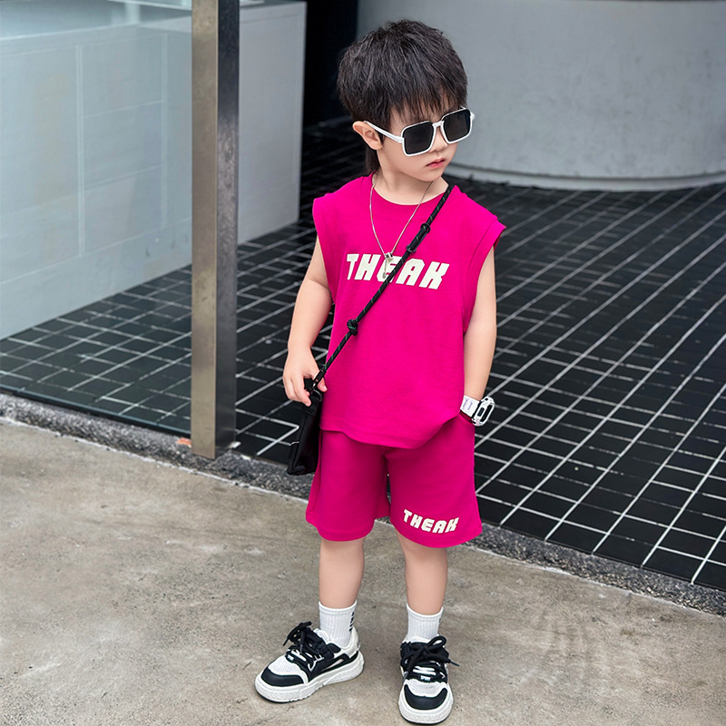 7363 traje de niño verano 2025 nuevos pantalones cortos de chaleco sin mangas delgados para niños estilo de verano deporte de dos piezas verano