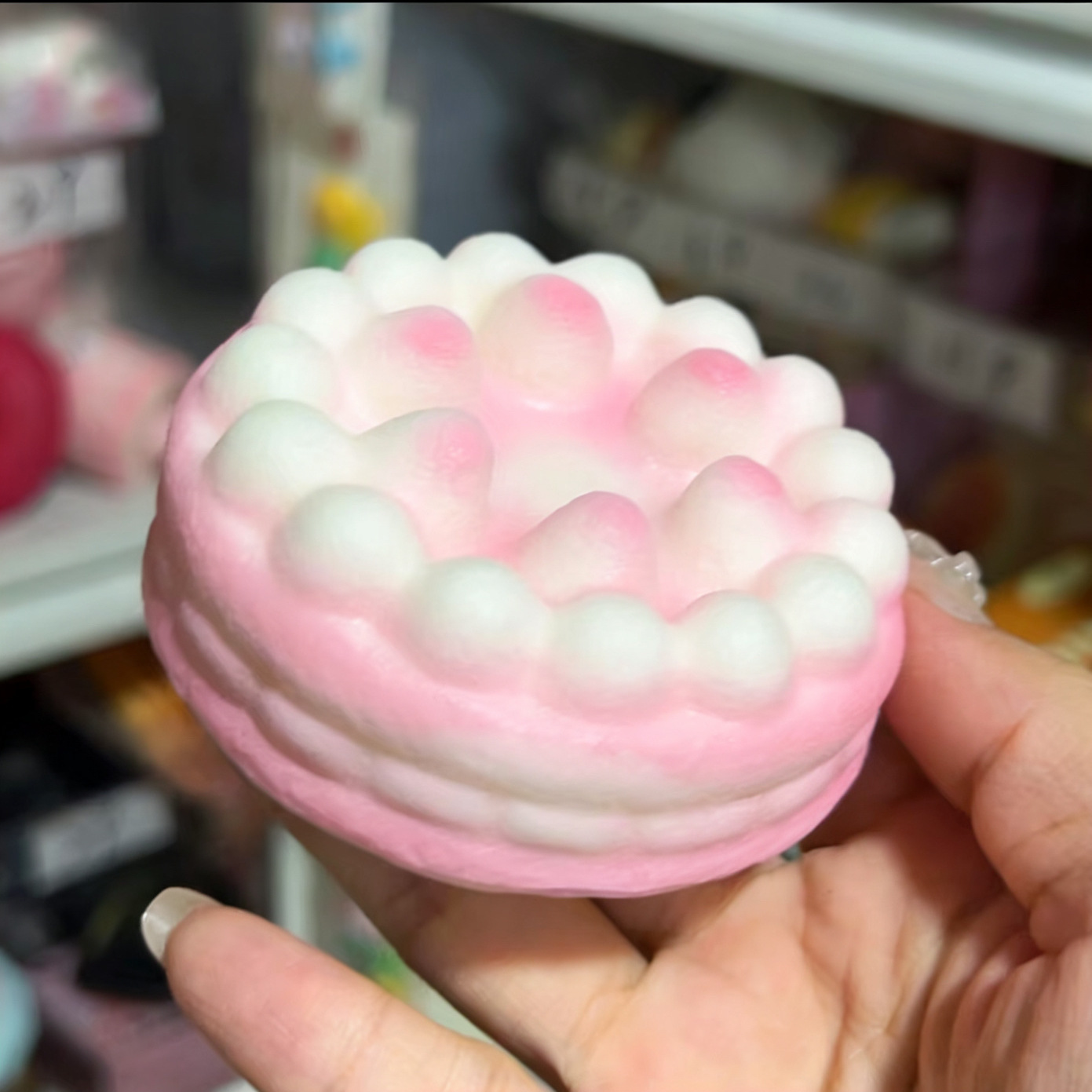 Juguete blandito de masa cruda de pan blanco de rebote ultra lento, de textura suave, ideal como regalo, se puede enviar en nombre de terceros.