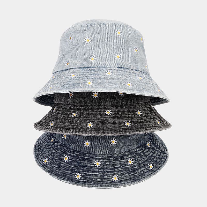 Women's Casual Simple Style Flower Embroidery Curved Eaves Bucket Hat display picture 3
