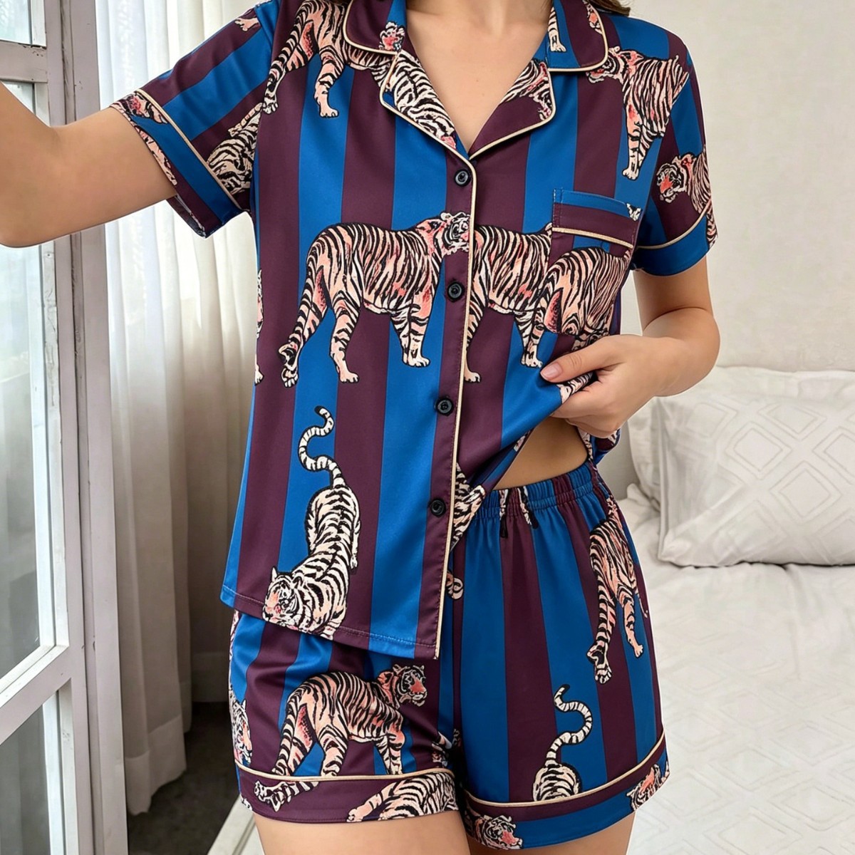 Selección estricta de comercio exterior transfronterizo fondo azul tigre marrón impresión europea y americana pijama conjunto suelto delgado ropa casera casual