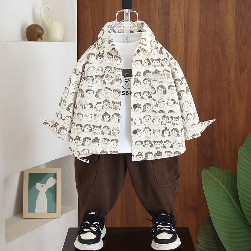 5725 Traje de otoño para niños 2025 Nuevo bebé Primavera y otoño Cool y guapo Camisa casual coreana de tres piezas para niños