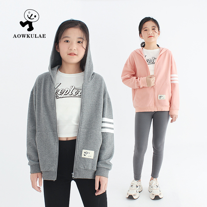 Spring Korean style new girls' zip-up jacket, trendy sports top for medium and large children, children's hooded jacket wholesale.