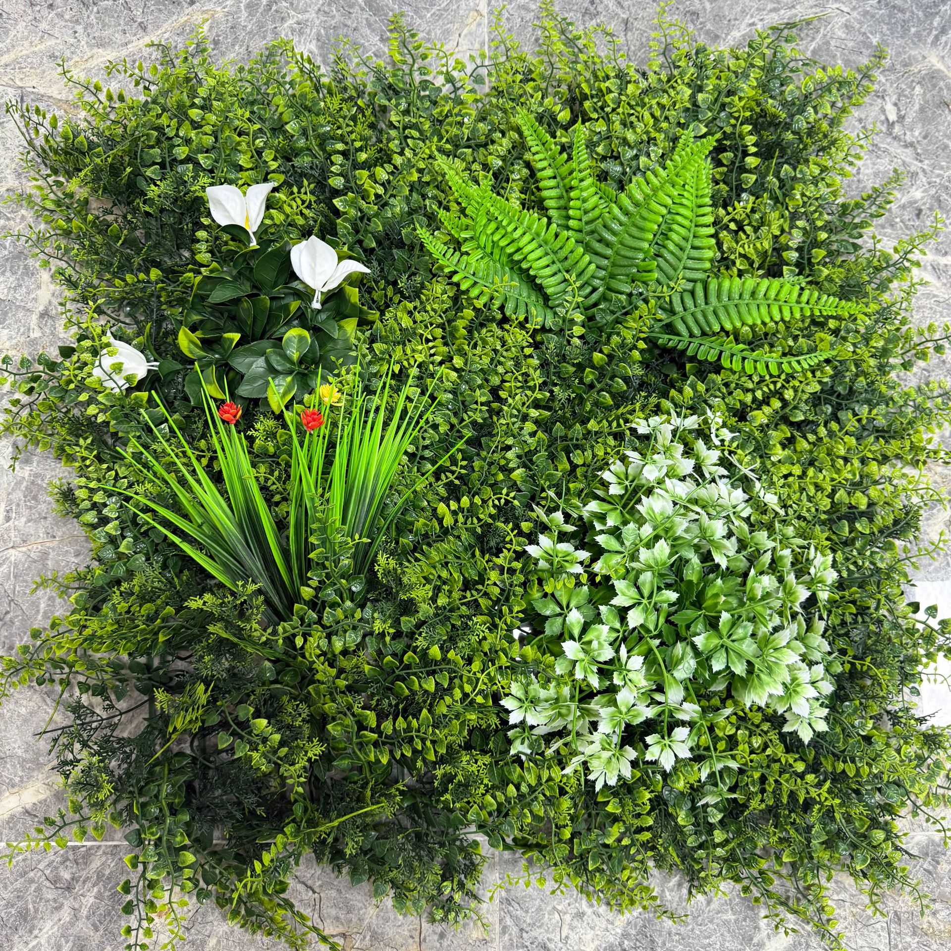 Flor artificial creativa Pared de césped decorativo interior planta verde techo artificial pared de fondo fábrica al por mayor Pared de Planta artificial