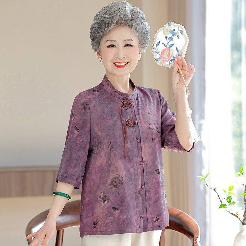 Среднее и старое летнее платье бабушки рубашки с короткими рукавами