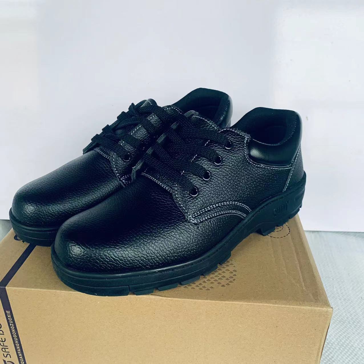 Safety shoes for men and women, summer anti-puncture and anti-impact, safety work welding steel toe cap, lightweight, soft sole, breathable, anti-smell, construction site