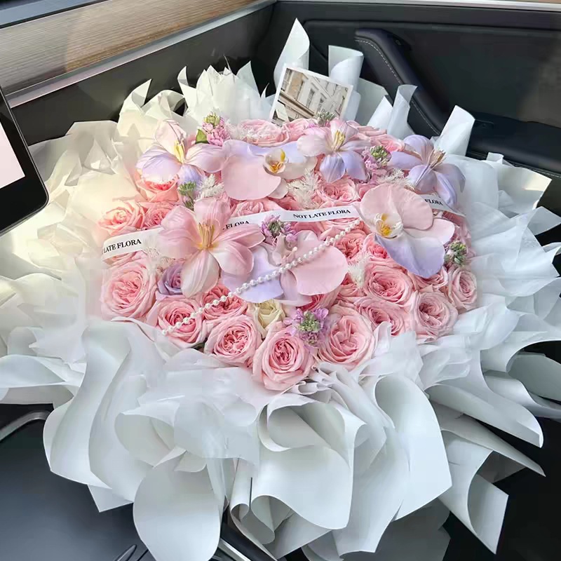 【하늘 가득 하트비트】핑크 장미와 호접란 믹스 부케