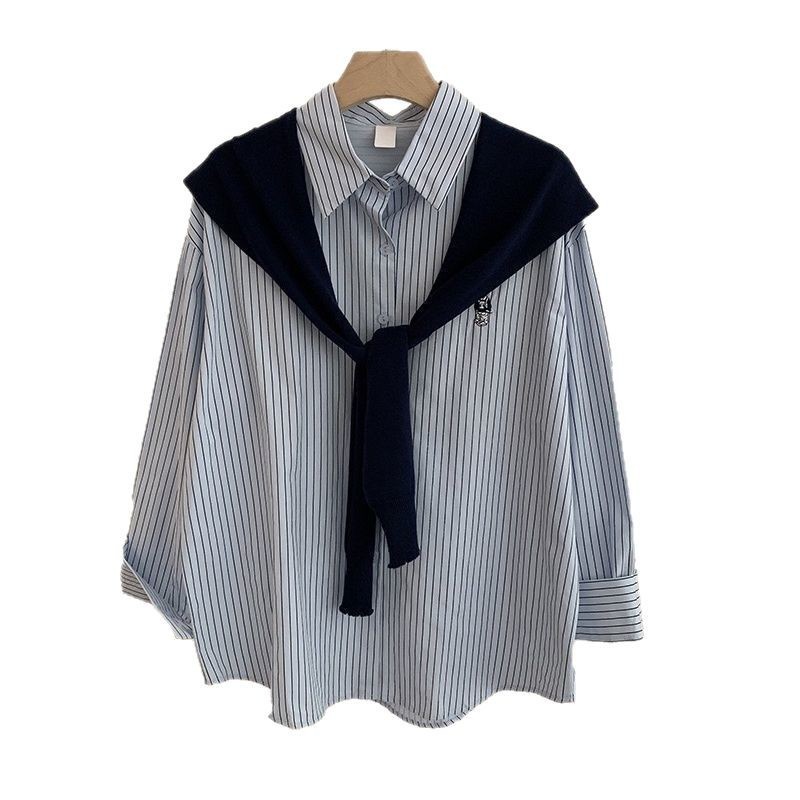 熊の刺繍は襟をめくって、長袖の中の長いストライプのゆったりしたシャツの上着のニットのショールの2つのセットの女性を掛けます。|undefined