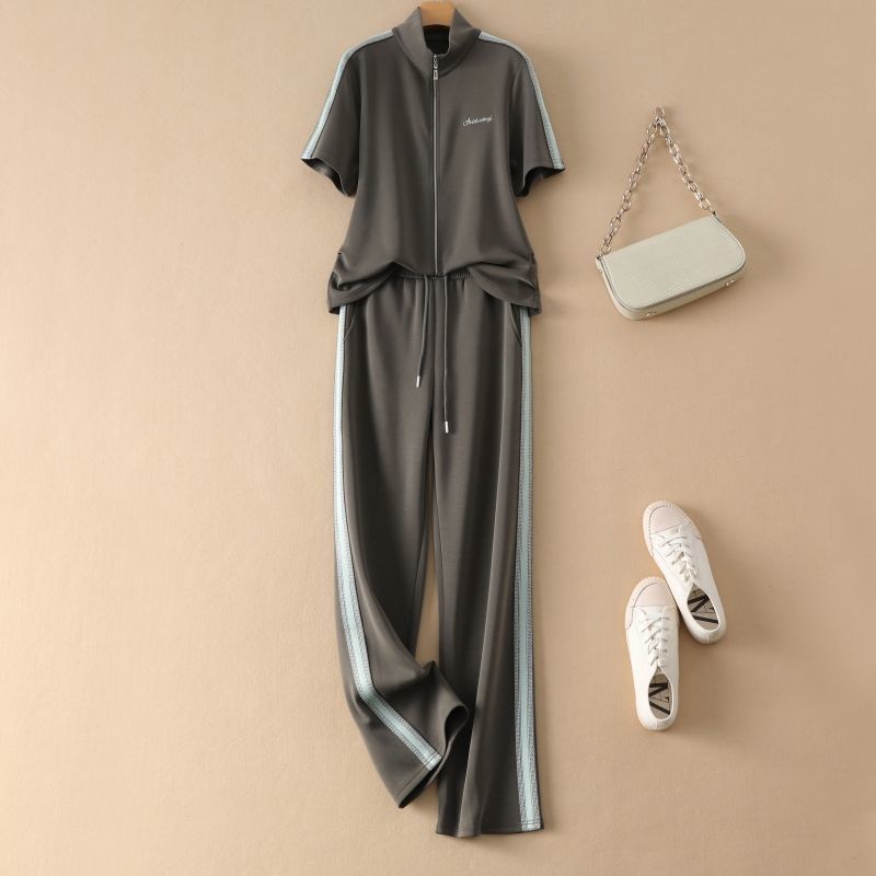 Gray Tracksuit Set for Women, Summer Fashion, Stylish, Age-Reducing, Trendy, Slimming, Short-Sleeve, Casual Wide-Leg Pants Two-Piece Set