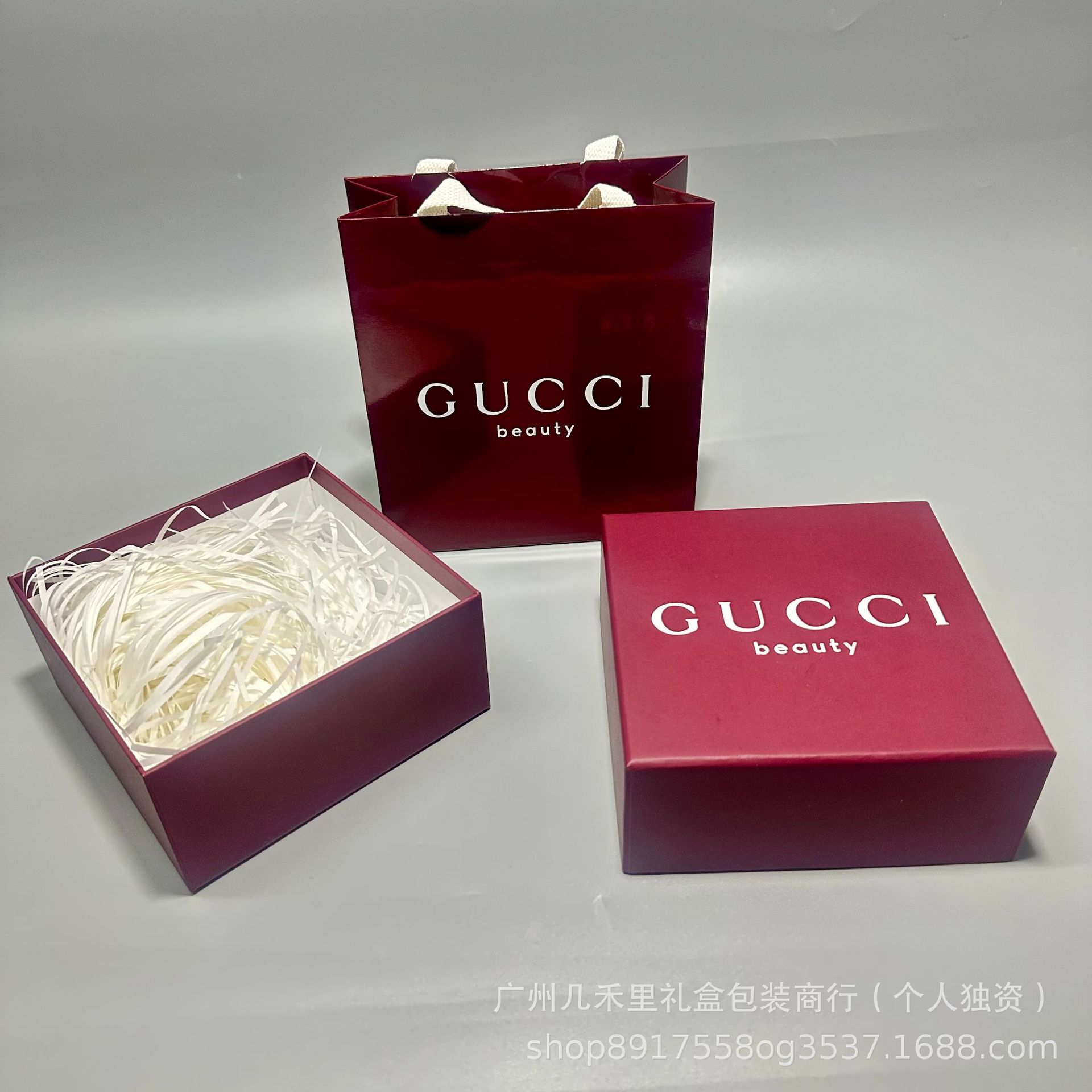 Ancient red box 15.5*15.5*7.5; (single gift box) + raffia