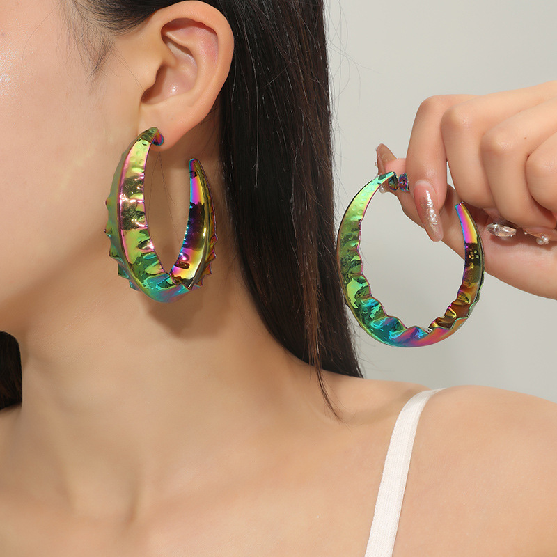 New Style Simple Colorful C-shaped Earrings display picture 4