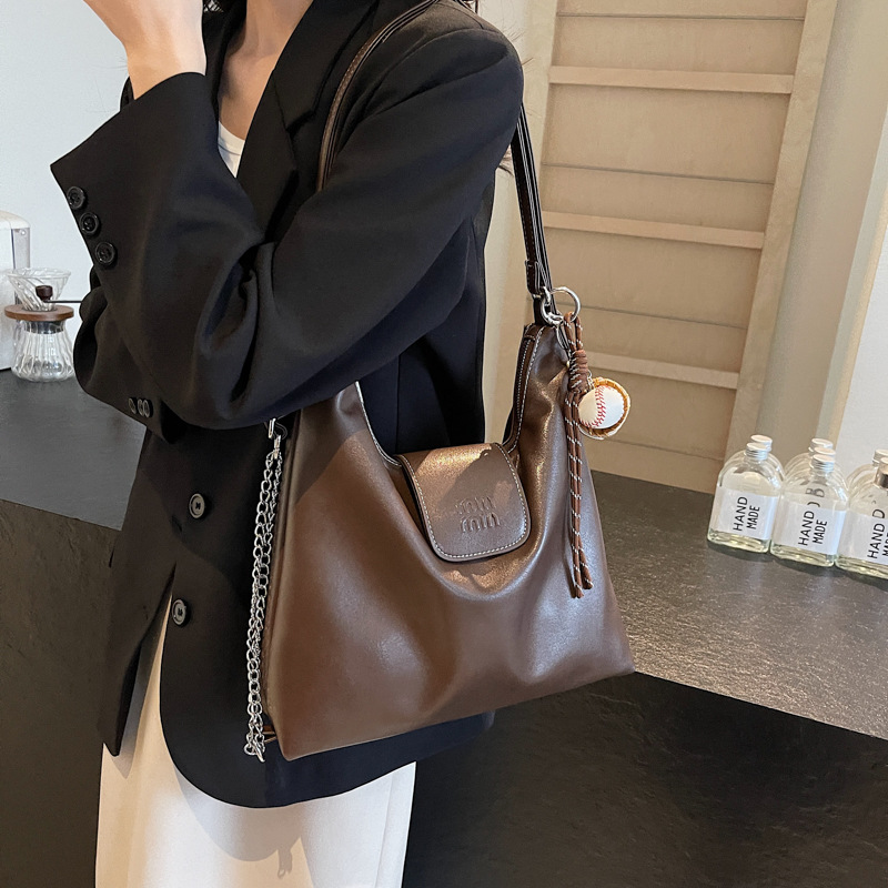 复古大容量女式双肩包2024新款百搭后背包多用单肩包托特包水桶包