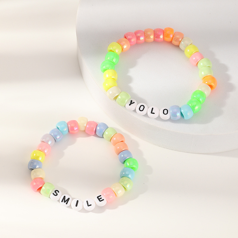 Pulseras Infantiles De Dos Piezas Con Letras De Resina De Colores Simples display picture 5