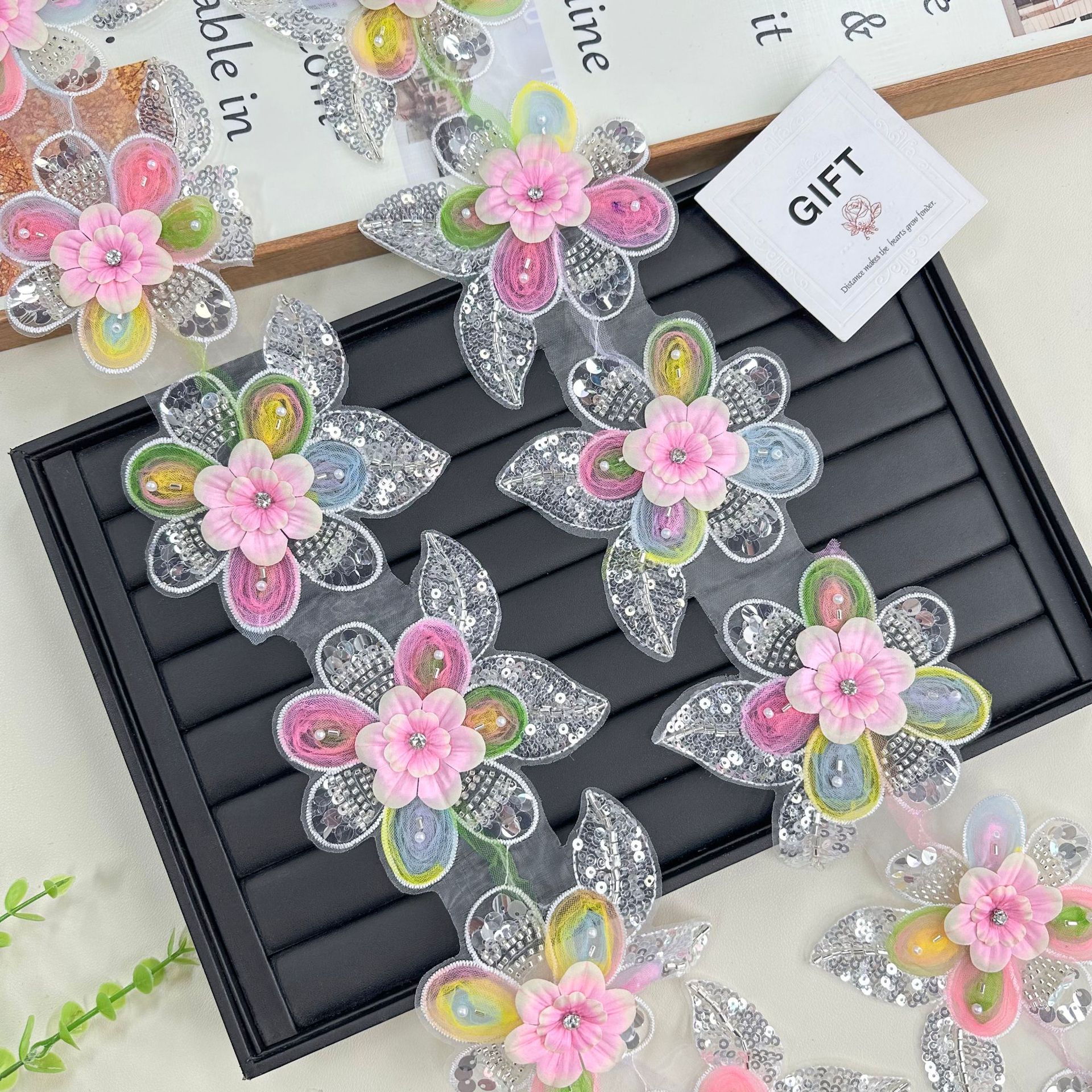 Accesorios de flores de encaje de color mixto pétalos de hilo hechos a mano vestido de borde de encaje tridimensional zapatos de ropa infantil flores de cabello arnés decoración