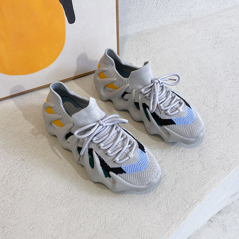 Octopus zapatos de mujer verano 2023 nuevos zapatos de calcetines tejidos voladores zapatos de fitness de interior que absorben los golpes zapatos de coco de fondo suave para mujeres