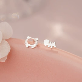 耳钉;项链;戒指