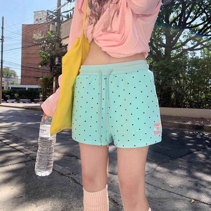 American-Style Polka Dot Sports Shorts for Women, Summer Loose Letter Print Casual Wide-Leg Shorts, Trendy Three-Quarter Length Hot Pants