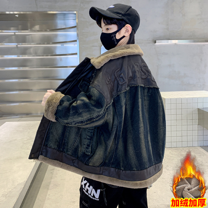 남학생 기모 데님 코트 2024 새로운 겨울 중 큰 어린이 가죽 재킷 최고 잘 생긴 겨울복