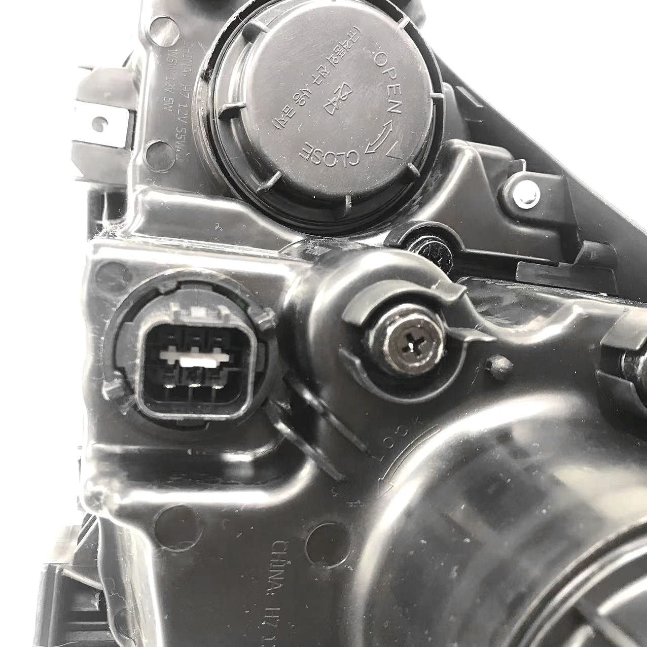 Applicable to 09-12 Beijing Hyundai iX35 headlight assembly old iX35 headlight head lighting original