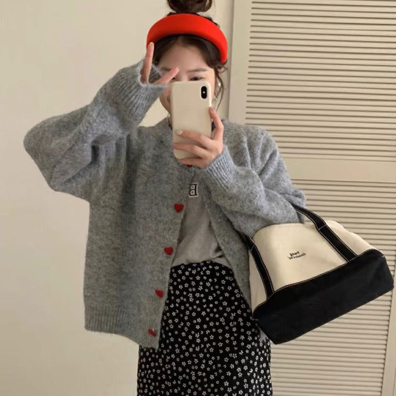 韩国爱心纽扣针织开衫打底衫女2025秋冬新款简约内搭上衣毛衣外套